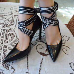 New Lanvin Black Patent Leather Pumps w/Ankle Signature Buckle Strap Size 36.5B